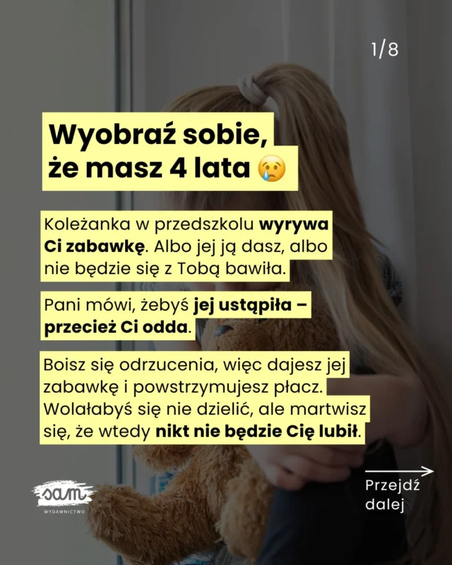 Czy Twoje dziecko wie, że jego zdanie jest ważne? 🥹Teraz zamówisz książki z okienkami w pakiecie do 15% taniej! ✂️
🗨️ Skomentuj 𝗖𝗛𝗖𝗘̨ i zobacz, jak wyglądają w środku!Większość z nas wyniosła z domu, że trzeba być „grzecznym”. Dopasować się, nie robić problemów. Bo nie warto się kłócić i walczyć o swoje. Lepiej się dostosować i nie przeszkadzać.Czy przez to zdarza nam się stawiać potrzeby innych nad własnymi i za wszelką cenę próbować spełniać oczekiwania?
Jasne ☹️Czy czasem chcemy walczyć o swoje, ale często włącza nam się schemat unikania konfliktów?
Oczywiście 🥺Czy chcemy tego samego dla naszych dzieci?A może lepiej:
💜 pozwolić im na decydowanie o sobie i swoich rzeczach? Stawianie granic to sztuka!
💜 pokazać im, że ich głos się liczy i mogą głośno mówić, jeśli coś im się nie podoba? Bo także dzieci mają głos!
💜 nauczyć, że konflikty można rozwiązywać, a nie trzeba się ich bać i za wszelką cenę unikać? Rozwiązywania konfliktów warto się nauczyć!Dzięki temu Twoje dziecko nauczy się stawiać swoje granice oraz szanować granice innych i wyrośnie na odpowiedzialnego dorosłego! 🫶Jak to zrobić dobrze? Wykorzystując książki z okienkami dla dzieci 3-8 lat:
💆🏼‍♀️ 𝗣𝗼𝘇𝗻𝗮𝗷𝗲𝗺𝘆 𝗲𝗺𝗼𝗰𝗷𝗲, o tym, jak je rozpoznawać, wyrażać i regulować,
💪 𝗠𝗶𝗲𝗷 𝗼𝗱𝘄𝗮𝗴𝗲̨, 𝘀𝗶ł𝗲̨ 𝗶 𝗽𝗲𝘄𝗻𝗼𝘀́𝗰́ 𝘀𝗶𝗲𝗯𝗶𝗲, która pomaga budować pewność siebie i stawiać granice,
👫 𝗝𝗮𝗸 𝘇̇𝘆𝗷𝗲𝗺𝘆 𝘄 𝘀𝗽𝗼ł𝗲𝗰𝘇𝗲𝗻́𝘀𝘁𝘄𝗶𝗲, która uczy funkcjonowania w grupie.Teraz zamówisz książki z okienkami w pakiecie do 15% taniej! ✂️
🗨️ Skomentuj 𝗖𝗛𝗖𝗘̨ i zobacz, jak wyglądają w środku!#rodzicielstwobliskości #edukacjadomowa #rodzicielstwo #emocjedziecka #inteligencjaemocjonalna